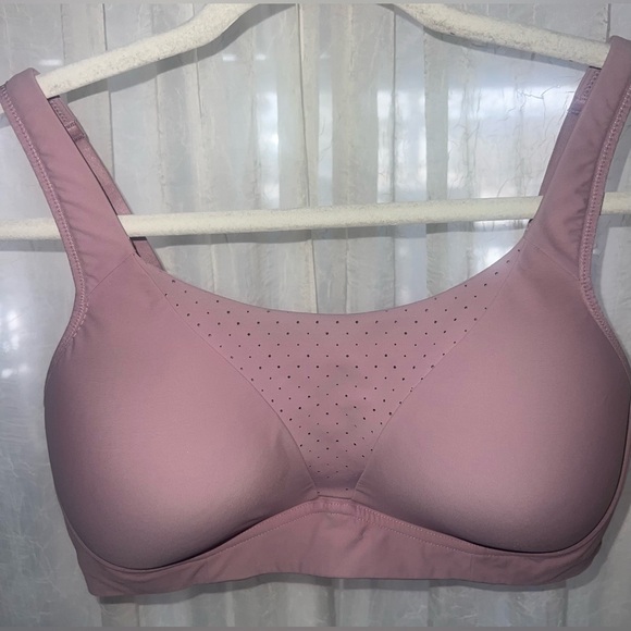 lululemon athletica Other - Lululemon Run Time sports bra size 36 DD
